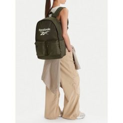 Plecak Reebok. Brązowe plecaki damskie Reebok, bez wzorów, sportowe. Za 179.99 zł.