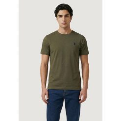 Koszulka crop top Mężczyzna U.S. POLO ASSN. MICK-BASIC. Zielone koszulki polo męskie U.S. Polo Assn., m, bez wzorów, z bawełny, bez ramiączek. W wyprzedaży za 159.75 zł.