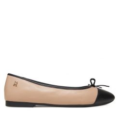 Baleriny Tommy Hilfiger. Baleriny damskie Tommy Hilfiger, bez wzorów, bez obcasa. Za 429.99 zł.