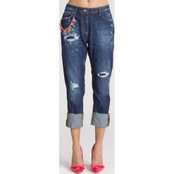 JEANSY REGULAR FIT ELISABETTA FRANCHI. Niebieskie jeansy damskie Elisabetta Franchi. Za 839.40 zł.
