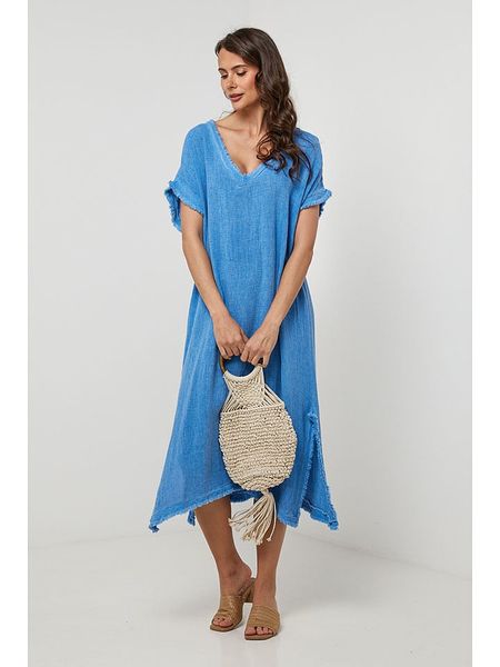 Lin Passion Sukienka w kolorze niebieskim rozmiar: 36/38. Niebieskie sukienki damskie Lin Passion, na co dzień, bez wzorów, klasyczne, bez kołnierzyka, bez ramiączek, midi, proste. Za 123.25 zł.