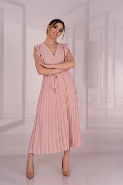 Elegancka Plisowana Sukienka z Kopertowym Dekoltem - Różowa. Czerwone sukienki damskie Merribel, s, bez wzorów, z elastanu, eleganckie, bez kołnierzyka, bez ramiączek, kopertowe. Za 129.90 zł.