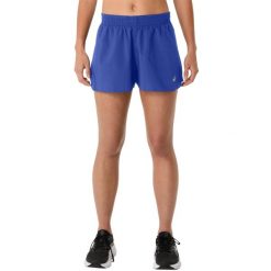 Spodenki sportowe damskie Core Split Short. Niebieskie spodenki sportowe damskie Asics, z poliesteru, do biegania. Za 129.99 zł.