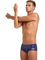 Arena Kąpielówki w kolorze granatowym rozmiar: 4. Niebieskie kąpielówki męskie Arena, bez wzorów, z materiału. Za 102.45 zł.