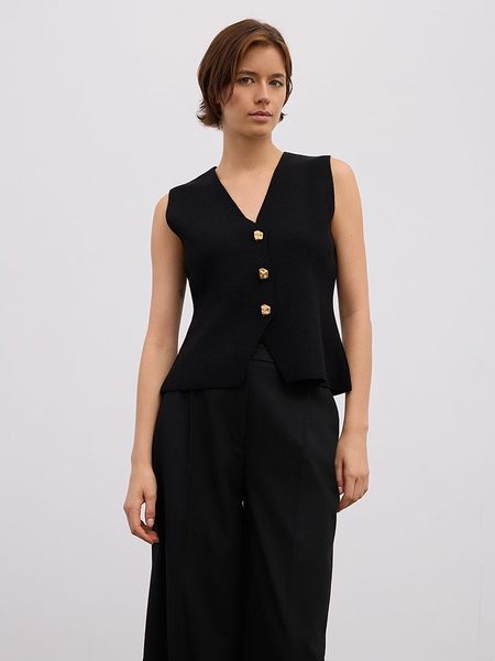 BGN Kamizelka w kolorze czarnym rozmiar: 38. Czarne kamizelki damskie BGN, prążkowane. Za 100.04 zł.