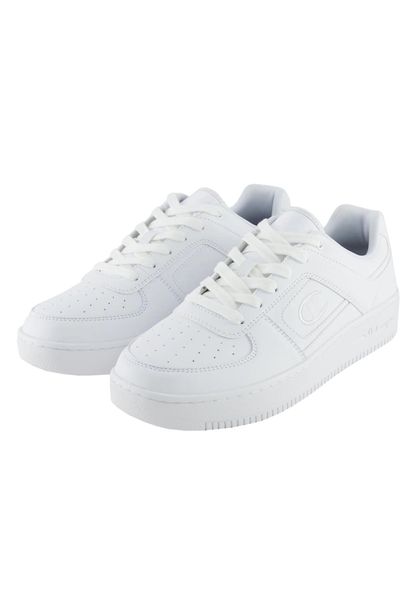 Buty na co dzień męskie CHAMPION FOUL PLAY. Białe buty trekkingowe męskie CHAMPION, z gumy, bez zapięcia, trekkingowe. Za 289.00 zł.