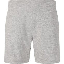Szorty Virtus Kayden. Szare szorty męskie VIRTUS, bez kołnierzyka. Za 180.50 zł.