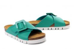 DR. BRINKMANN 700566-07 grun, klapki damskie. Zielone klapki damskie Dr. Brinkmann, bez wzorów, bez obcasa. Za 264.90 zł.