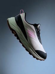 4F Niskie buty trailowe IRONSTEP z membraną damskie - beżowe 37. Brązowe obuwie trekkingowe damskie 4f, do biegania. W wyprzedaży za 269.99 zł.
