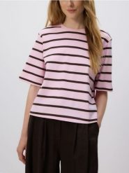 T-shirt regular w paski - pastelowy róż. Czerwone t-shirty damskie Reserved, l, bez wzorów, z bawełny, bez kołnierzyka. W wyprzedaży za 59.99 zł.