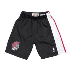 Swingman krótki Portland Trail Blazers. Czarne szorty męskie Mitchell & Ness, bez wzorów. Za 401.25 zł.