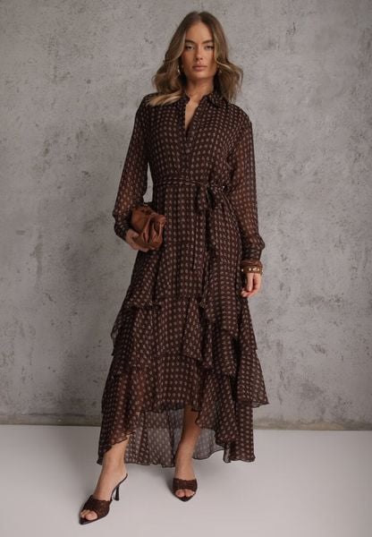 Brązowa Sukienka o Koszulowym Kroju z Przedłużonym Tyłem i Falbanami Savarinna. Brązowe sukienki damskie Renee, l, bez wzorów, z poliesteru, bez kołnierzyka, bez ramiączek, midi, koszulowe. Za 219.99 zł.