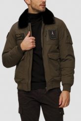 AERONAUTICA MILITARE Zielona męska kurtka Iconic Pilot. Zielone kurtki męskie AERONAUTICA MILITARE, l, bez wzorów, z poliamidu, bez kaptura. W wyprzedaży za 1,029.99 zł.