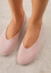 Różowe Casualowe Balerinki z Imitacji Zamszu Zambra. Czerwone baleriny damskie Born2be, bez wzorów, z jeansu, bez obcasa. Za 79.99 zł.