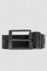 GUESS Czarny dwustronny męski pasek w monogram Reversible Logo Belt, Rozmiar M. Czarne paski męskie Guess, z aplikacjami, eleganckie. W wyprzedaży za 159.99 zł.