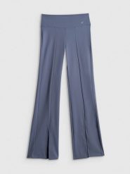 4F Spodnie do jogi z rozszerzanymi nogawkami damskie - niebieskie XL. Niebieskie spodnie dresowe damskie 4f, l, ze skóry, na jogę i pilates. Za 169.99 zł.