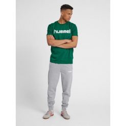 Koszulka sportowa z krótkim rękawem męska Hummel Cotton Logo. Zielone t-shirty sportowe męskie HUMMEL, m, bez ramiączek, do piłki nożnej. Za 59.00 zł.