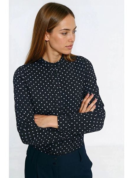 Nife Bluzka w kolorze czarnym rozmiar: 34. Czarne bluzki damskie Nife, bez wzorów, bez kołnierzyka, bez ramiączek. Za 114.98 zł.