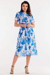 Zwiewna sukienka szyfonowa rozkloszowana w kwiaty. Sukienki damskie Awama, na co dzień, na lato, l, bez wzorów, z materiału, eleganckie, bez kołnierzyka, bez ramiączek, midi, dopasowane. Za 319.00 zł.