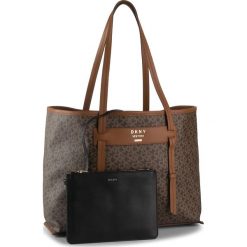 Torebka DKNY - R92AJC42 Moch Lg/Drftwd 5MF. Brązowe torebki klasyczne damskie DKNY, bez wzorów, ze skóry ekologicznej, bez dodatków. W wyprzedaży za 639.00 zł.