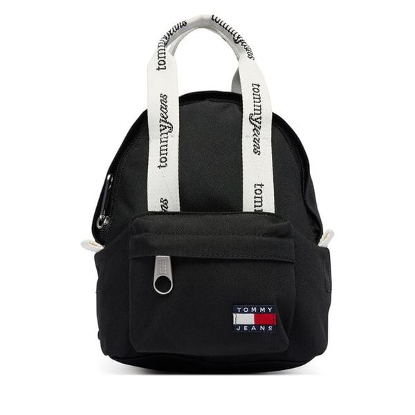 Plecak Tommy Jeans. Czarne plecaki damskie Tommy Jeans, bez wzorów, z jeansu. Za 249.99 zł.