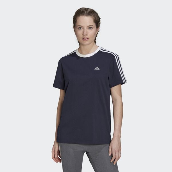 Koszulka fitness damska Adidas Essentials 3-Stripes Tee. Białe bluzki damskie Adidas, xs, bez wzorów, bez kołnierzyka. W wyprzedaży za 109.35 zł.