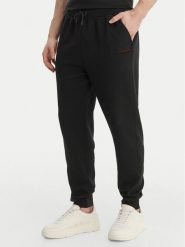 HUGO Spodnie dresowe Atlas 50557004 Czarny Regular Fit. Czarne spodnie dresowe męskie Hugo, bez wzorów, z bawełny. Za 429.99 zł.
