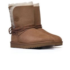 Damskie śniegowce Ugg Classic Bailey Tie Boot 1171530-CHE. Brązowe śniegowce damskie Ugg, z gumy. Za 746.73 zł.