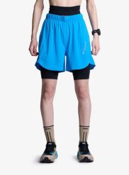 Spodenki do biegania damskie X-Bionic Corefusion Run Discover Shorts. Niebieskie szorty damskie X BIONIC, bez wzorów, z materiału. Za 302.49 zł.