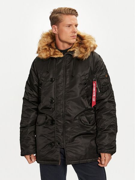 Alpha Industries Kurtka zimowa 103141 Czarny Regular Fit. Czarne kurtki męskie Alpha Industries, na zimę, m, bez wzorów, z syntetyku, bez kaptura. Za 759.00 zł.