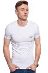 T-SHIRT MĘSKI MUSTANG Aaron C Print 1009970 2045. T-shirty męskie Mustang, m, bez wzorów, bez kołnierzyka. Za 69.99 zł.