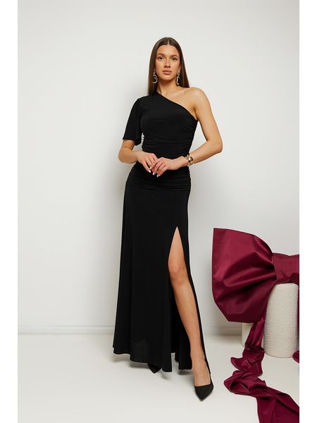 Made of emotion Sukienka w kolorze czarnym rozmiar: M. Czarne sukienki damskie Made Of Emotion, m, bez wzorów, bez kołnierzyka, bez ramiączek, maxi. Za 249.99 zł.