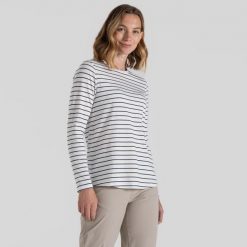 Longsleeve damski Craghoppers NosiLife Akona LS Top. Niebieskie topy damskie CRAGHOPPERS, bez wzorów, bez kołnierzyka. Za 255.10 zł.