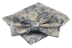 Mucha Męska z Poszetką - Alties - Odcienie Beżu i Popielu, Paisley. Krawaty i muchy męskie Alties, bez wzorów, eleganckie. Za 54.00 zł.