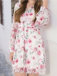 Sukienka mini w kwiaty - wielobarwny. Sukienki damskie Sinsay, l, bez wzorów, bez kołnierzyka, bez ramiączek, mini. Za 49.99 zł.