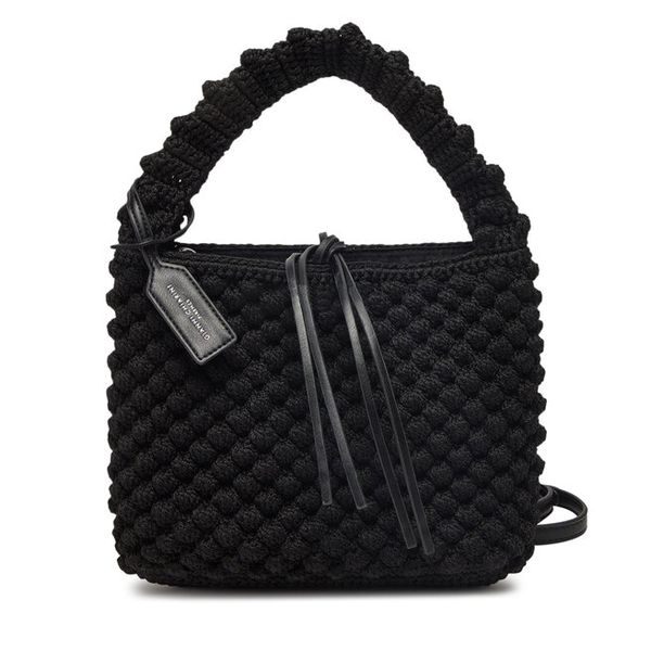 Torebka Gianni Chiarini. Czarne torebki klasyczne damskie Gianni Chiarini, bez wzorów, bez dodatków. Za 499.99 zł.
