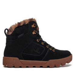 Trzewiki DC Shoes. Czarne botki damskie DC Shoes, bez obcasa, na płaskiej podeszwie, bez zapięcia. Za 439.99 zł.