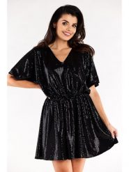 Awama Sukienka w kolorze czarnym rozmiar: onesize. Czarne sukienki damskie Awama, bez wzorów, bez kołnierzyka, bez ramiączek, mini. Za 159.99 zł.