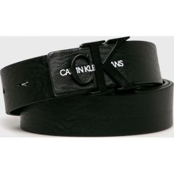 Calvin Klein Jeans - Pasek skórzany. Czarne paski damskie Calvin Klein Jeans, bez wzorów, z jeansu. W wyprzedaży za 169.90 zł.