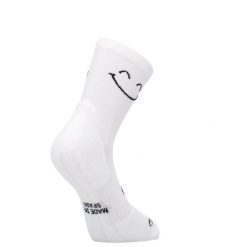 HAPPY MODE WHITE - SKARPETKI DO BIEGANIA ULTRALEKKIE. Czarne skarpetki męskie SPORCKS, bez wzorów, z materiału. Za 154.00 zł.