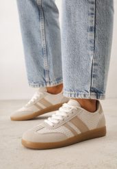 Ciemnobeżowe Sneakersy Kultowe Tenisówki z Plecioną Strukturą Loraebelle. Brązowe trampki i tenisówki damskie Born2be, bez wzorów, z materiału. Za 99.99 zł.