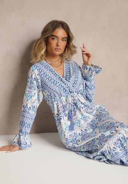 Niebieska Rozkloszowana Sukienka z Bawełny i Wiskozy w Stylu Etno Sollema. Niebieskie sukienki damskie Renee, na co dzień, na wiosnę, l, bez wzorów, z bawełny, etno, bez kołnierzyka, bez ramiączek, maxi, rozkloszowane. Za 129.99 zł.