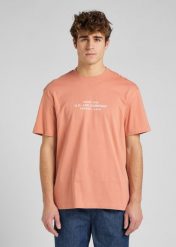 LEE LOGO LOOSE TEE MĘSKI T-SHIRT KOSZULKA RUST L65FFQUK 112145350. T-shirty męskie Lee, l, bez wzorów, bez kołnierzyka. Za 69.99 zł.