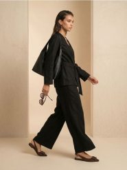 Żakiet kimono z wiskozą i domieszką lnu - czarny. Czarne marynarki i żakiety damskie Sinsay, l, bez wzorów, z wiskozy. Za 69.99 zł.