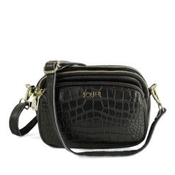 Skórzana torebka damska crossbody Solier FL59 AMORIA czarna. Czarne torebki klasyczne damskie bez wzorów, ze skóry, z tłoczeniem, bez dodatków. Za 189.00 zł.