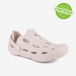 Klapki Coqui Hill beżowe damskie. Brązowe klapki damskie Coqui, bez wzorów, z materiału, bez obcasa. Za 140.99 zł.