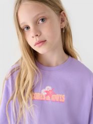 4F T-shirt oversize z nadrukiem dziewczęcy - fioletowy 146 (10-11 lat). Fioletowe koszulki dziewczęce 4f, bez wzorów, z bawełny, bez ramiączek. W wyprzedaży za 19.99 zł.