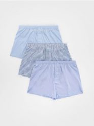 3 pack bokserek Loose - jasnoniebieski. Niebieskie bokserki męskie Reserved, bez wzorów. Za 79.99 zł.