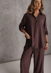 Brązowy Komplet z Wiskozy i Lnu w Delikatne Prążki Koszula i Spodnie Wide Leg Cliffesa. Brązowe koszule damskie Renee, na lato, l, bez wzorów, ze lnu, bez kołnierzyka, bez ramiączek. Za 209.99 zł.