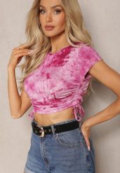 Fuksjowy Wiskozowy T-shirt ze Wzorem Tie-Dye z Wiązaniami po Bokach Iriandella. Czerwone t-shirty damskie Renee, m, bez wzorów, z wiskozy, bez kołnierzyka. Za 44.99 zł.